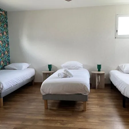 Dom wakacyjny 15, 12 Personnes Avec Piscine *